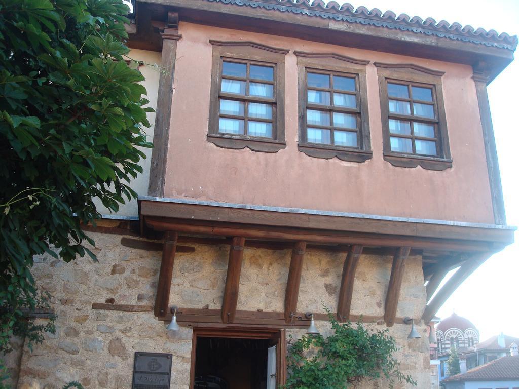 Oikia Alexandrou Traditional Inn Arnéa Kültér fotó