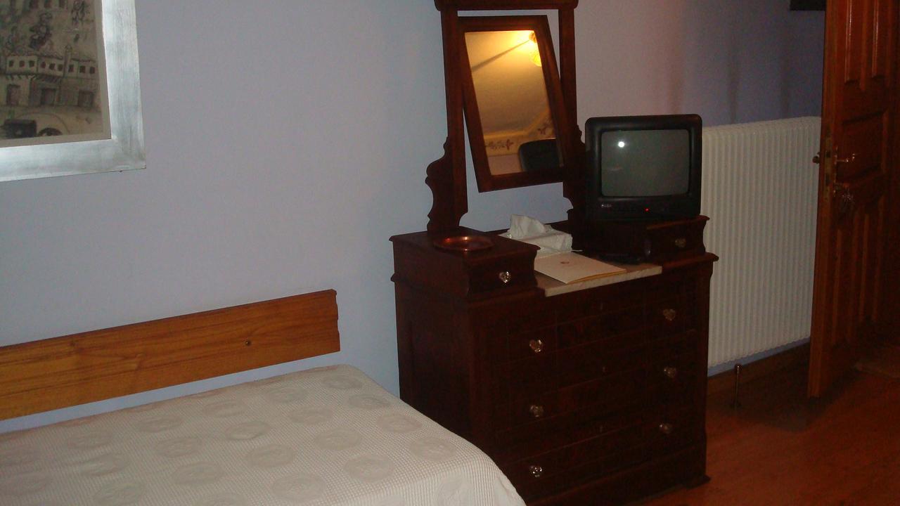 Oikia Alexandrou Traditional Inn Arnéa Kültér fotó
