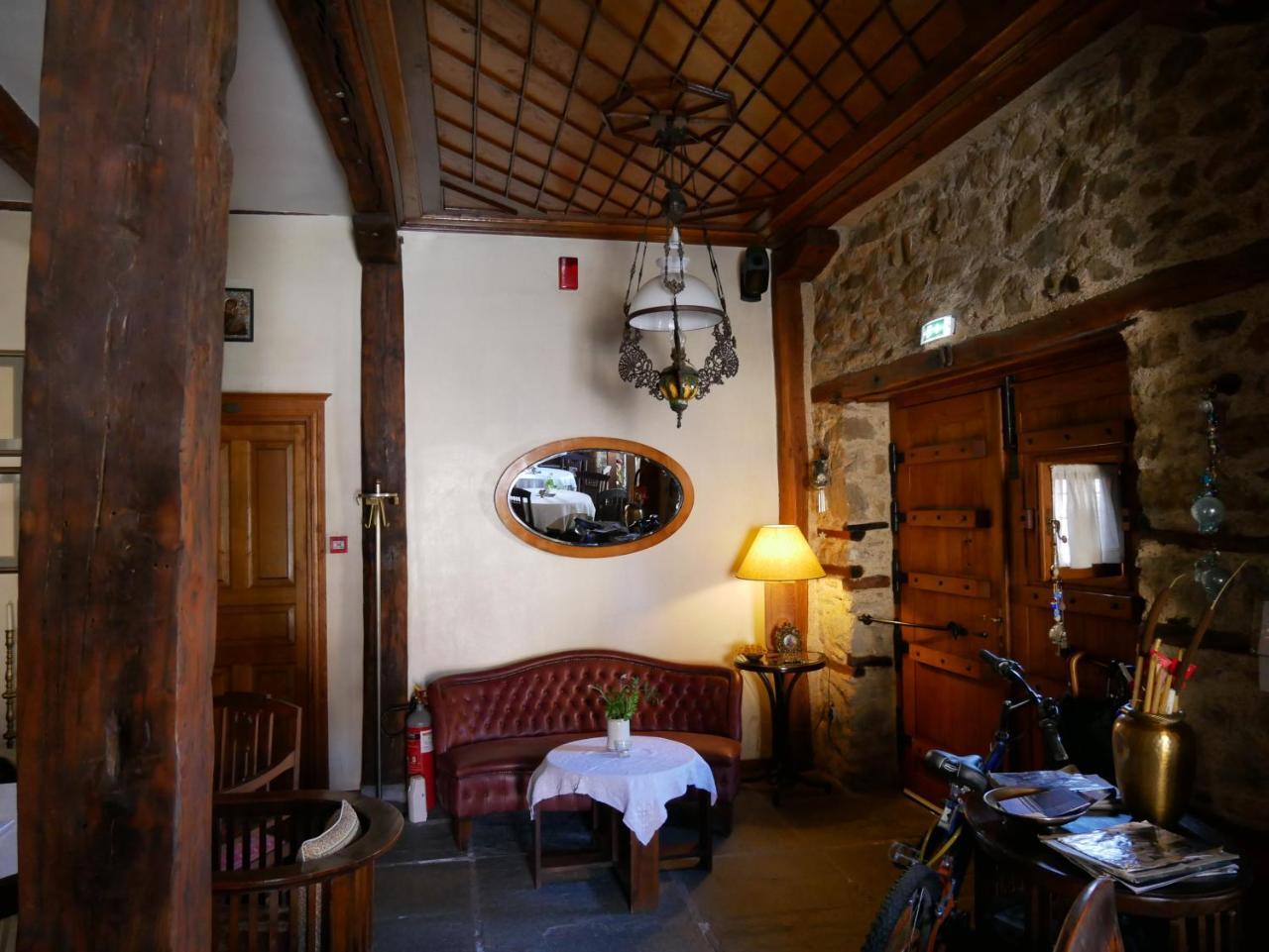 Oikia Alexandrou Traditional Inn Arnéa Kültér fotó