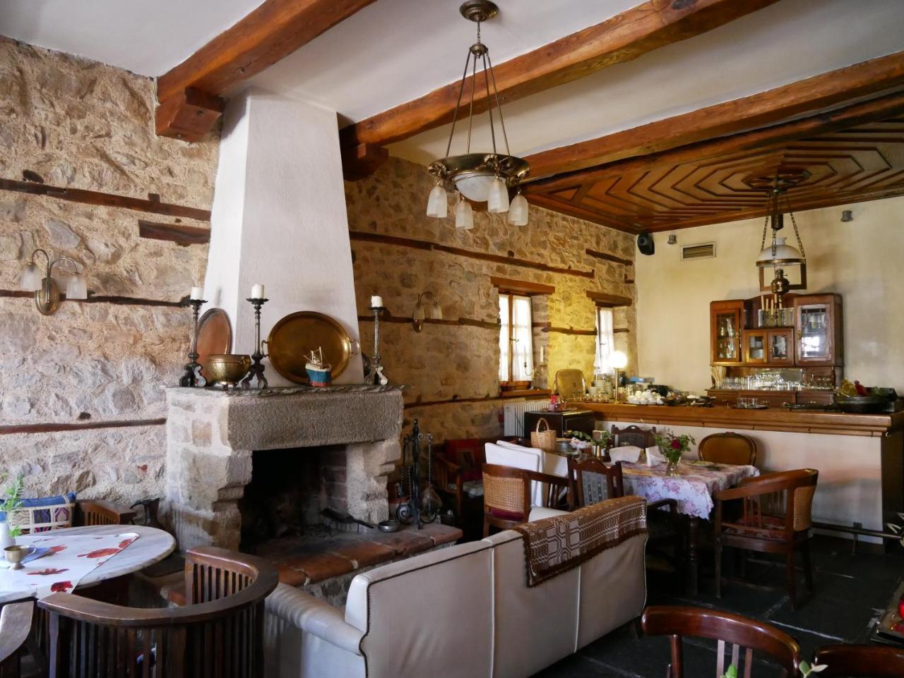 Oikia Alexandrou Traditional Inn Arnéa Kültér fotó