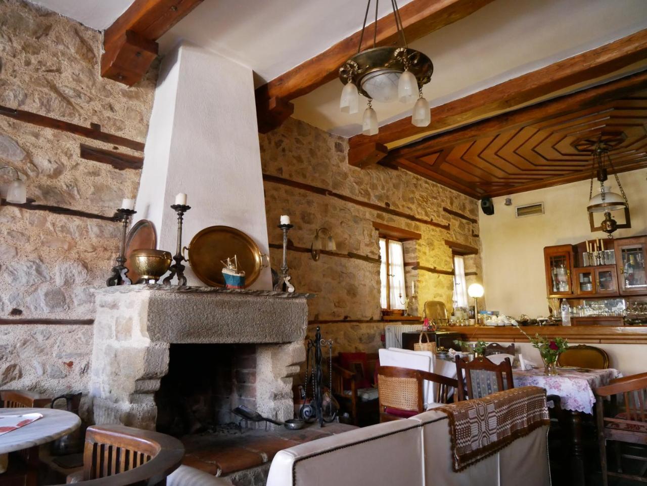 Oikia Alexandrou Traditional Inn Arnéa Kültér fotó
